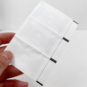 Etiqueta RFID Impermeable de Largo Alcance Getsmart 860-960MHz para Tarjetas de Visita y Pagos en Hoteles - Gestión de Activos Directa de Fábrica - Product Image 2