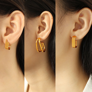 ต่างหูห่วงรูปตัวยูทรงเรขาคณิต โลหะผสมสังกะสี เครื่องประดับแฟชั่นสำหรับผู้หญิง ดีไซน์แบบติดหูรูปวงรี ต่างหูแบบเส้นหลายชั้น - Product Image 4