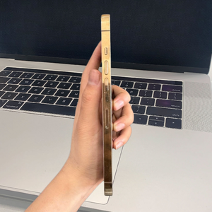Venta al por Mayor de iPhone <span class=keywords><strong>12</strong></span> <span class=keywords><strong>Pro</strong></span> <span class=keywords><strong>Max</strong></span> Desbloqueado, Color Dorado, 128GB, Teléfono Inteligente Original de Alta Calidad, Desbloqueado Globalmente - Product Image 3