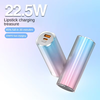 Chargeur de téléphone portable Power Bank au design rouge à lèvres, nouveau, dégradé, léger, portable, ultra-mince, 5000 mAh, 10000 mAh, OEM ODM personnalisable
