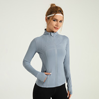 Veste de fitness grande taille pour femme avec poches élastiques respirantes pour la course à pied Yoga-Logo avant