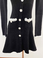 AIMEISI Nouveautés Best-sellers Vêtements Robe en tricot élégante à col rond et manches longues à motifs floraux contrastants pour femmes
