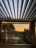 Support d'angle pour pergola extérieure 3 voies, 100 % étanche, en aluminium durable avec finition thermolaquée, écran LED