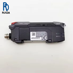 Amplificateur de capteur à fibre optique Keyence FS2-62P, sortie PNP, portée ultra longue, réponse 500s pour système de convoyeur KEYENCE CORPORATION of AMER - Product Image 1