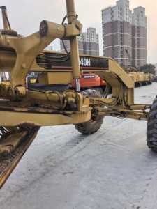 Niveleuse sur chenilles Caterpillar CAT140H d'occasion, 14,5 tonnes, excellent état, prix réduit, vente chaude, haute qualité - Product Image 2