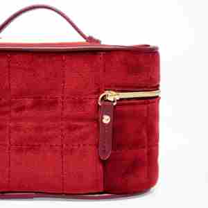 Bolsas de Cosméticos de Lujo Personalizadas con Asa Acolchada, Elegantes Estuches de Maquillaje de Terciopelo Holandés para el Uso Diario y Estancias en Hoteles - Product Image 2
