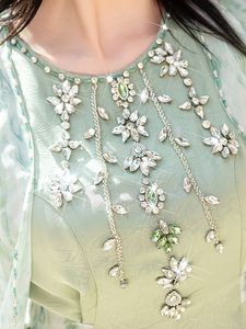 Vestido Largo <span class=keywords><strong>Verde</strong></span> Menta con Adornos Aplicados a Mano, Moda Modesta OEM/ODM, Textura Lujosa con Cristales, Alta Calidad, para Eid - Product Image 6