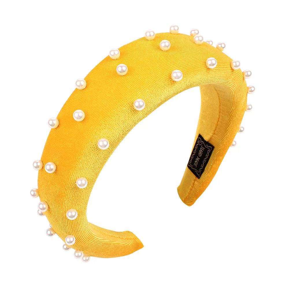 สีเหลือง