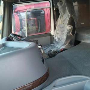 Camion benne Howo 8x4 / 6x4, Sinotruk, 12 pneus, 12 roues / 10 roues, 50 tonnes, occasion - Product Image 4