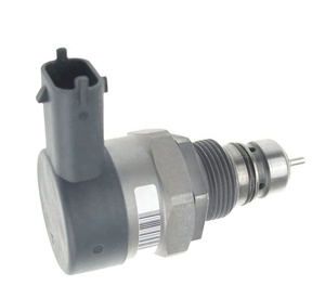 Regulador de Presión de Combustible Common Rail 0281002826 para <span class=keywords><strong>Mercedes</strong></span>-Benz <span class=keywords><strong>Sprinter</strong></span> 309 310 311 313 <span class=keywords><strong>314</strong></span> 316 <span class=keywords><strong>CDI</strong></span> - Product Image 3