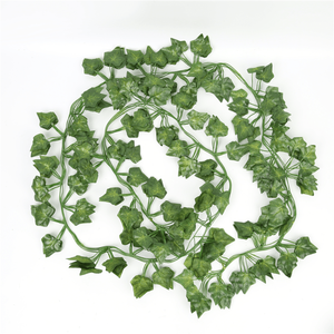 Guirlande <span class=keywords><strong>de</strong></span> <span class=keywords><strong>lierre</strong></span> artificielle, 1 pièce, fausse plante, pour un plafond, pour décorer la maison, feuilles <span class=keywords><strong>de</strong></span> vigne, vigne, graines vertes, vente en gros - Product Image 4
