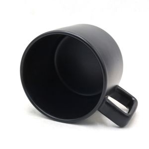 Taza de Café de Cerámica Nórdica Personalizada con Diseño Moderno y Acabado Mate - Product Image 6