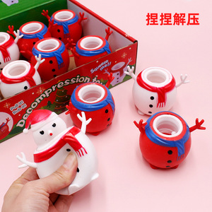 Vente en gros de tasses à presser en PVC avec personnages de Noël, jouets anti-stress et de décompression, cadeaux de Noël en vrac - Product Image 3