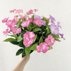 Venta caliente ramas de flores de seda colorida Decoración de mesa de restaurante flores de <span class=keywords><strong>balsamina</strong></span> artificiales de plástico - Product Image 5