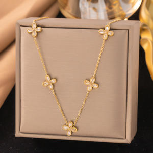 Collar Con Colgante De Acero De Titanio Al Por Mayor Novedad 2025 Para Mujer Gargantilla Minimalista Joyería Única Pedido A Granel Con Cadena Ajustable - Product Image 5