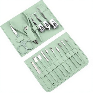 Ensemble de manucure et pédicure en acier inoxydable 16 pièces avec étui de voyage, kit de coupe-ongles avec pinces à cuticules, outils de toilettage - Product Image 3
