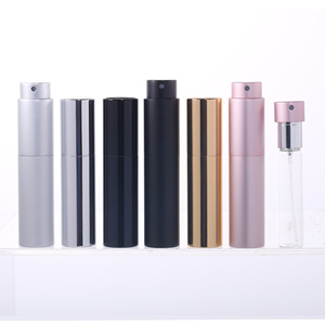 Flacon pulvérisateur buccal sur mesure 8 ml rose en aluminium et plastique, format voyage, distributeur cosmétique rechargeable, rafraîchisseur d'haleine - Product Image 4