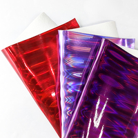 Vente en gros de faux cuir écologique et imperméable en faux cuir synthétique irisé holographique au laser pour sacs de voitures