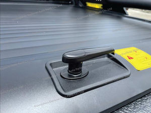 Piezas de recogida cubierta de cama de camión impermeable para Dmax con obturador de tapa enrollable ligero para accesorios de cubierta de Tonneau Dmax - Product Image 2