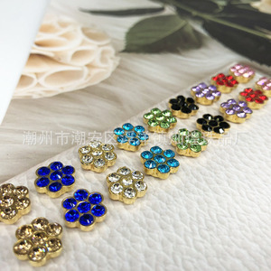 Strass en forme de fleur de Chaozhou, 11 mm, base dorée, dos plat, en verre cristal, accessoires de bijouterie pour la décoration de vêtements, chaussures et sacs - Product Image 1