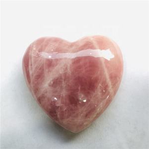 Piedra de Cuarzo Rosa en Forma de Corazón de Alta Calidad para Decoración y Sanación, en Oferta - Product Image 6
