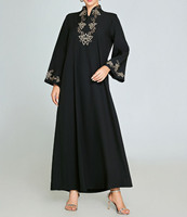 Vente en gros de robes Abaya élégantes noires brodées et respirantes pour femmes, style kaftan islamique, robe midi, tenue quotidienne d'été