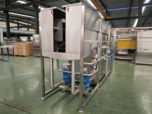 Macchina per lo scottamento degli embrioni di anatra per stabilimenti di anatre arrostite, per restringere i pori della carcassa di anatra e accelerare l'asciugatura - Product Image 6