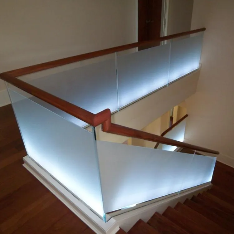 Fantastic design frame less tempered glass balcony railing with aluminum u channel glass railing system with LED light