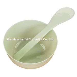 Bol et cuillère en plastique transparent faits <span class=keywords><strong>maison</strong></span> <span class=keywords><strong>pour</strong></span> la préparation de slime et de boue - Product Image 5