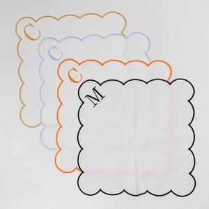 Nappe de table brodée en lin pur, sets de table festonnés avec double bordure blanche pour la décoration de table, dessous de verre et sets de table pour mariage - Product Image 2