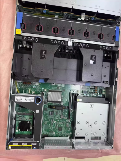 H3C UniServer R4900 G3 2U Rackmount Dual Intel Xeon Scalable 24DIMM Slots 3TB Memory Expansion 10PCIe Slots Data Center Server