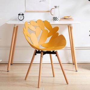 Chaise de salle à manger moderne en plastique PP avec accoudoirs en <span class=keywords><strong>bois</strong></span> massif, chaise de salon pour salon et restaurant - Product Image 3