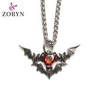 Collier Pendentif Cœur Rouge en Acier Inoxydable avec Trois Pierres Précieuses pour Hommes, Style Vintage Gothique Punk Rock Vampire Sombre, Bijou Tendance Rétro