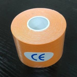 Cinta de kinesiología de 5 cm x 5 m, color rosa, flexible, para soporte muscular y protección de las articulaciones - Product Image 2