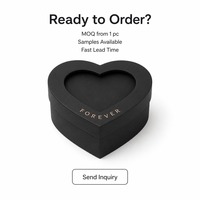 Boîte cadeau personnalisée noire mate en forme de cœur avec fenêtre en acétate et lettrage en feuille d'or rose, vente en gros, directement de l'usine pour la vente au détail