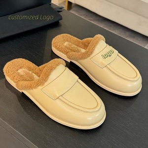 Femmes Hommes Luxe Designer Slip-on Closesd Toe Cow Suede Shearing Doublure Mocassins plats Mules Pantoufles Chaussures Marque Clogs Lady - Product Image 4