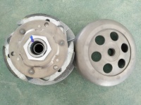 Yüksek Kaliteli Tahrikli Debriyaj Grubu KINON X-MAX250 Scooter Parçaları Yamaha 300 için İkincil Tahrikli Kasnak Grubu