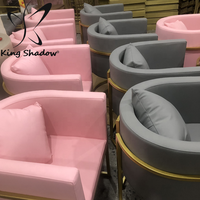 Offre Spéciale chaise de salle à manger Design moderne chaise en métal chaise à ongles rose pour Salon de beauté