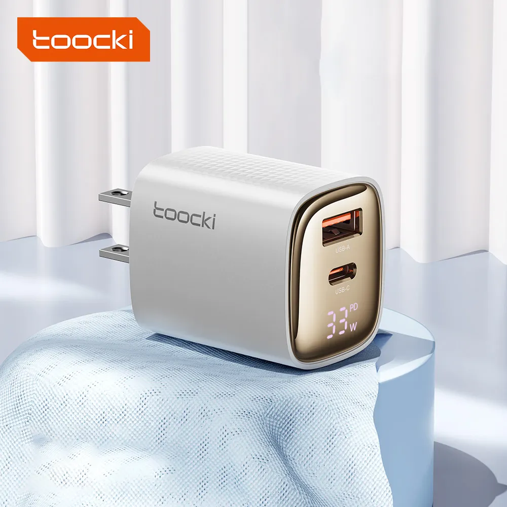 Toocki pengisi daya Iphone grosir 33W, pengisi daya Cepat Lader pengisi daya Usb Multi Port Gan dengan tampilan kristal cair