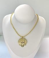 Collar Delicado de Lujo Chapado en Oro de 18k con Colgante de Corazón de Circón Collar con Colgante de Corazón de Ángel de Cristal Joyería de Fiesta para Mujer