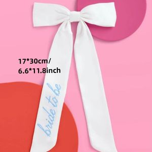 Qiuhan Gepersonaliseerde Hand Geborduurde Scrunchie Haarband Aangepaste Naam Bruiloft Bruid Haar Accessoire - Product Image 2