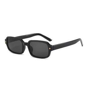 Retro Square <b>Frame</b> <b>Sunglasses</b> For Women Black Plastic <b>Frame</b> UV400 Protection <b>Small</b> Size Street Style High End Design - Product Image 1