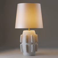 Lampe de table en céramique sculptée texturée faite à la main, moderne, blanche, pour chambre à coucher, chevet, salon, éclairage décoratif pour la maison