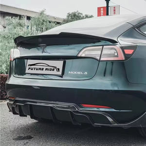 Kit carrosserie de style Vorstein comprenant une lèvre avant et arrière, des jupes latérales et un spoiler pour <span class=keywords><strong>Tesla</strong></span> <span class=keywords><strong>Model</strong></span> <span class=keywords><strong>3</strong></span>, mise à niveau vers un style de kit aérodynamique rapide - Product Image 1