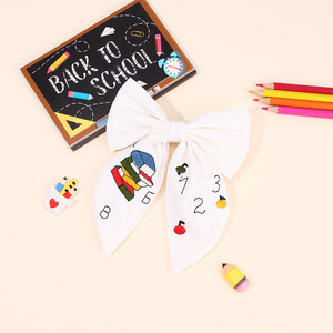 Pinzas para el Cabello con Lazo Bordado para el Regreso a Clases, Pasadores de Tela Blanca con Diseño de Lápiz y Letras ABC para Niñas, Accesorios para el Cabello Escolar - Product Image 3