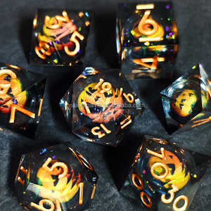 Halloween Rolling Pumpkin Sharp D & D dados personalizados con Material de resina poliédrica MTG juego de dados para juegos de Dugeons and Dragons - Product Image 1