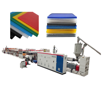 1220mm PP PC PE plastique feuille creuse Construction carton ondulé nid d'abeille toit extrudeuse faisant ligne de Machine