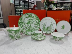 Service de vaisselle en céramique verte à motifs floraux vintage, porcelaine européenne, assiettes, bols, tasses, pour mariage, maison, hôtel, banquet - Product Image 6