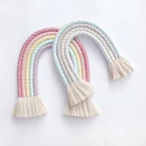Macramé Arcoíris de Primera Calidad - Product Image 1