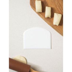 Mattarello rotondo per pasticceria per arrotolare e modellare l'impasto strumento essenziale da cucina per panettieri - Product Image 1